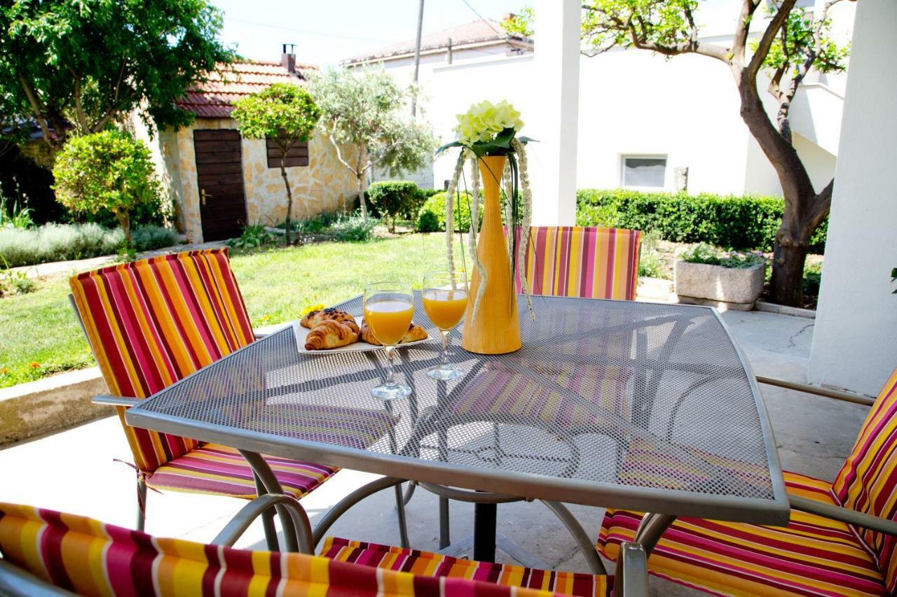 Appartement Apartman Topic à Kaštela Extérieur photo